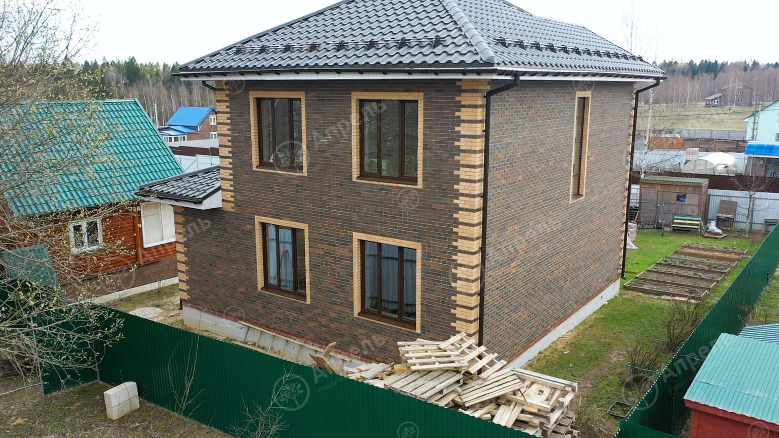 Двухэтажный дом из газобетонного блока площадью 135 м2 4