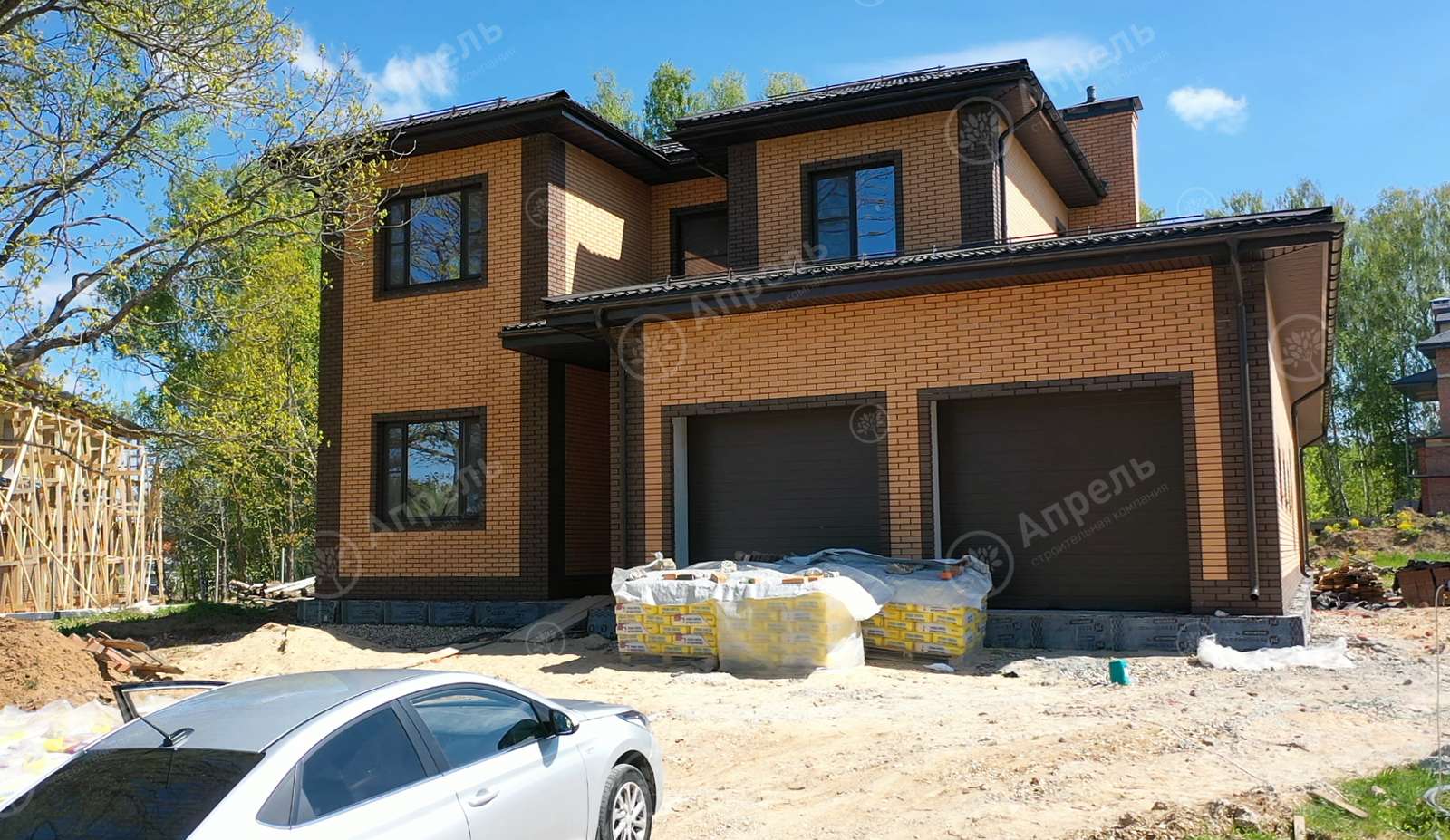 Двухэтажный дом из керамического блока площадью 460 м2 1