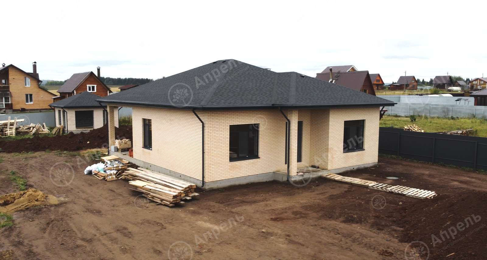 Одноэтажный дом из газобетонных блоков площадью 140 м2_2